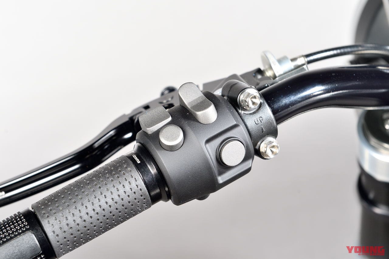 ホンダCB-F コンセプト|【映像×2】Z900RSとガチンコ勝負! よみがえるスペンサー仕様「CB-F コンセプト」が世界初公開