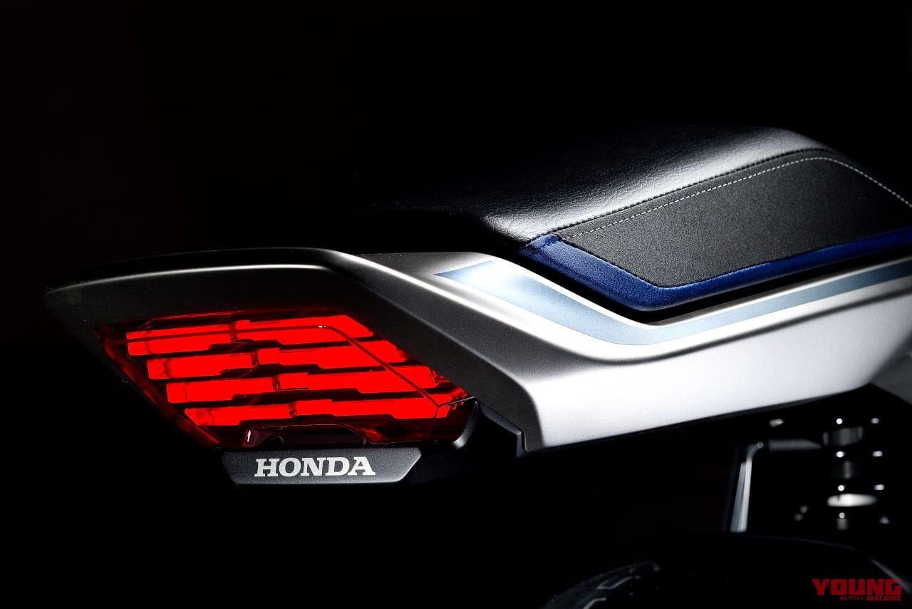 ホンダCB-F コンセプト|【映像×2】Z900RSとガチンコ勝負! よみがえるスペンサー仕様「CB-F コンセプト」が世界初公開