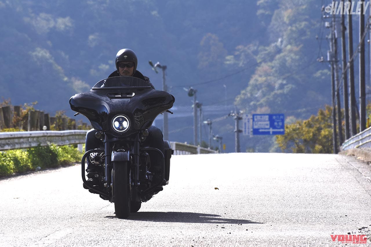 愛鷹亮|K-1チャンピオンを目指す男がハートで乗るツーリングモデル【ハーレーダビッドソンとともに】