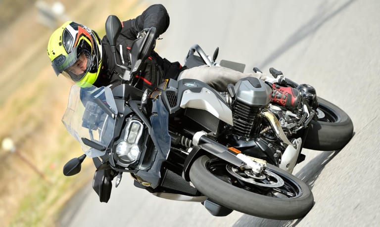 BMW R1250GS/アドベンチャー|’19 外国車バイク人気ランキング【マシン・オブ・ザ・イヤー投票】