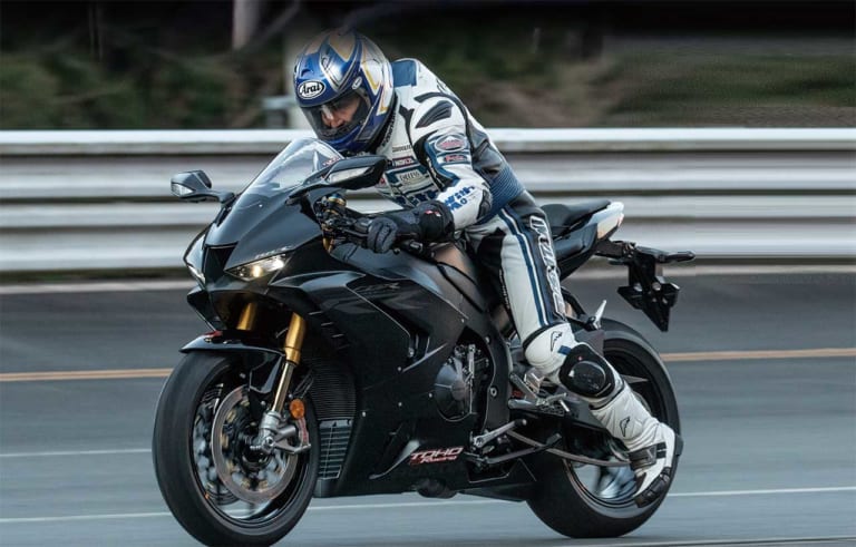 ホンダ CBR1000RR-R|’20ホンダCBR1000RR-R国内フルテスト【0-1000m加速/最高速編】