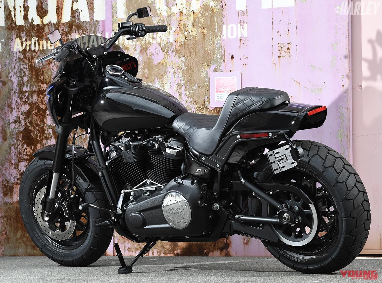 RTB Motorcycle ファットボブ114カスタム バックショット|ハーレーカスタム・ソフテイル最新クラブスタイル【RTBモーターサイクル×2】
