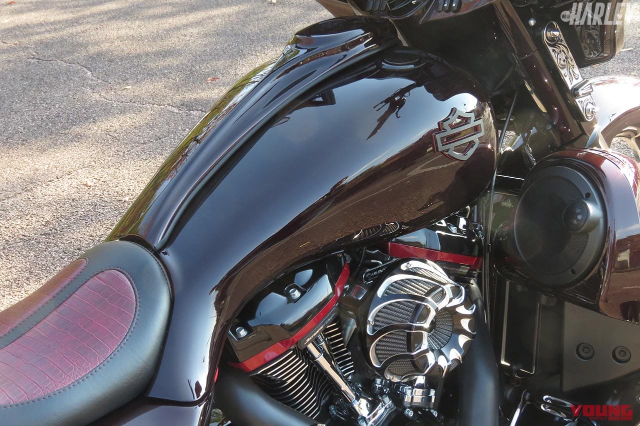 ハーレーダビッドソン ストリートグライドCVO フォレストウィングカスタム|走りをスポイルしない先進的バガーカスタムFLHXSE 【ハーレートレンドNEWS】