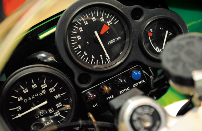 カワサキZXR250|250cc直4・カワサキZXR250ヒストリー【新型ZX-25Rのルーツを辿る】