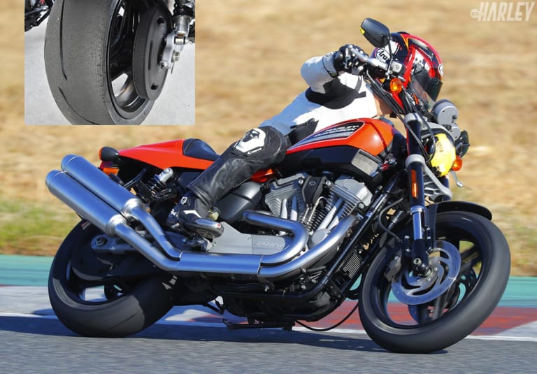 METZELER RACETEC RRを装着したXR1200|ハーレーXR1200にメッツラー レーステックRRを履いてサーキット走行してみた