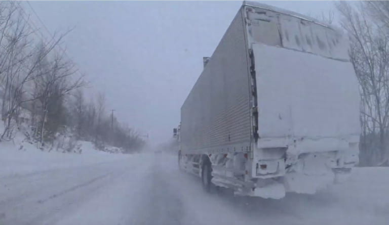 過酷な年越し宗谷岬体験記|日本最北端へ! アラフィフ親父の極寒バイク旅 第4回(最終回)「年越し宗谷岬はオレたちのパリダカラリー」