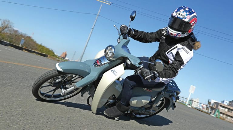 '19ホンダスーパーカブC125 岡崎静夏インプレッション|’19スーパーカブC125試乗インプレッション後編 by レーシングライダー・岡崎静夏