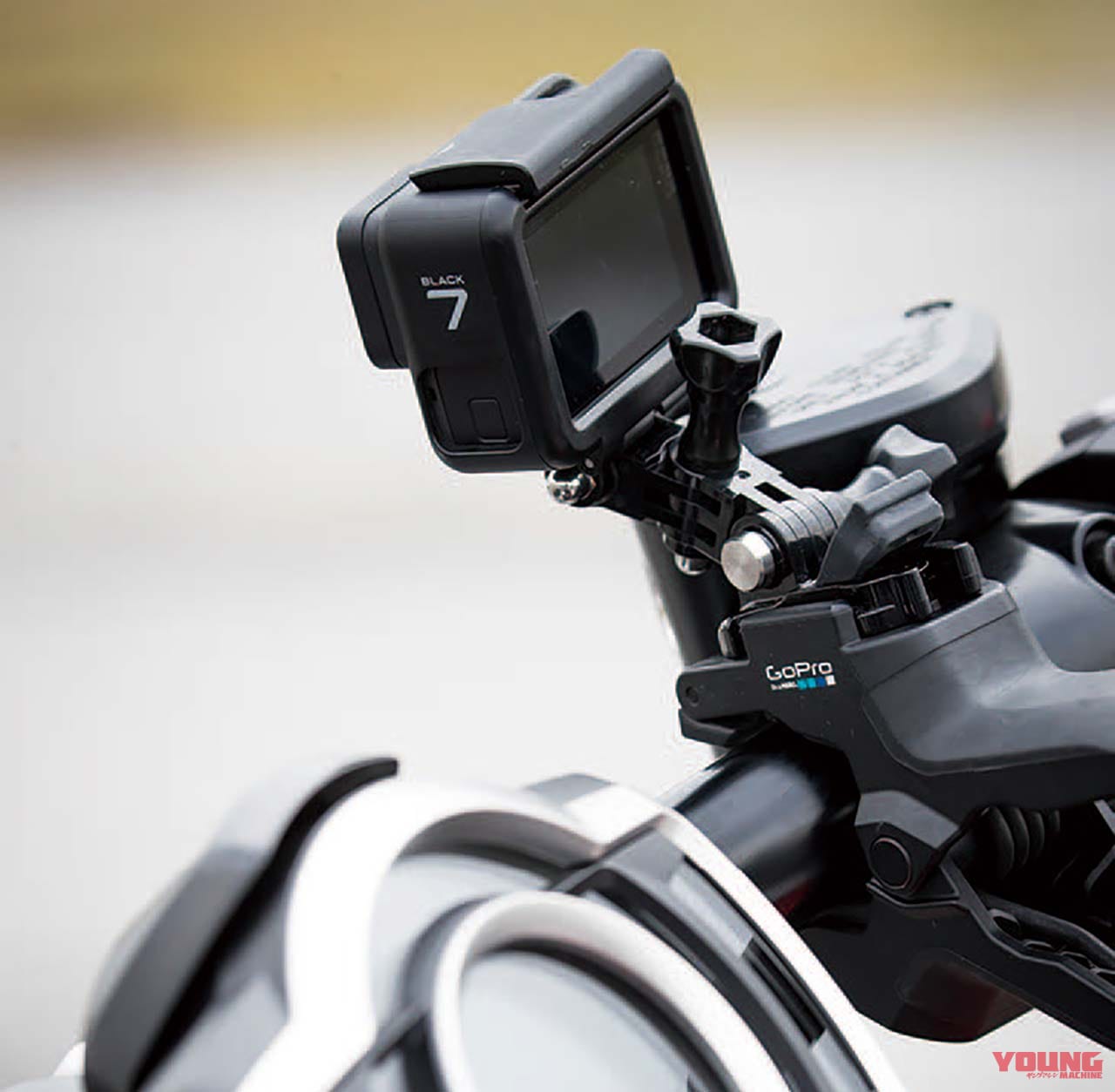 トライアンフ ロケット3R|トライアンフ ロケット3R 試乗インプレ〈後編〉【量産車の世界最大排気量2458cc】