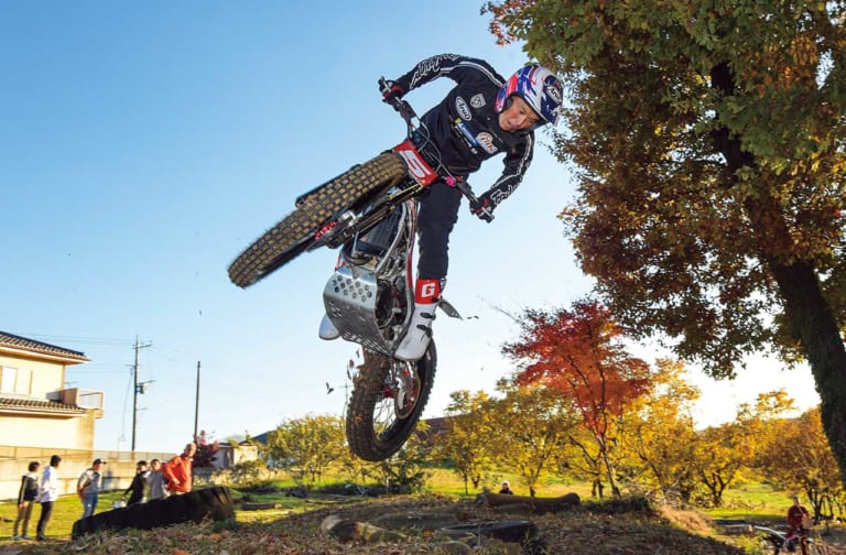 世界GP王者・原田哲也がトライアルに挑戦|世界GP王者・原田哲也がトライアルに挑戦〈後編〉【本多元治プライベートレッスン受講】