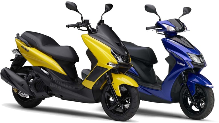 ヤマハの通勤快速！ スクーター軽二輪155cc「マジェスティS」と原付二種「シグナスX」に鮮やかな新色 | WEBヤングマシン｜最新バイク情報