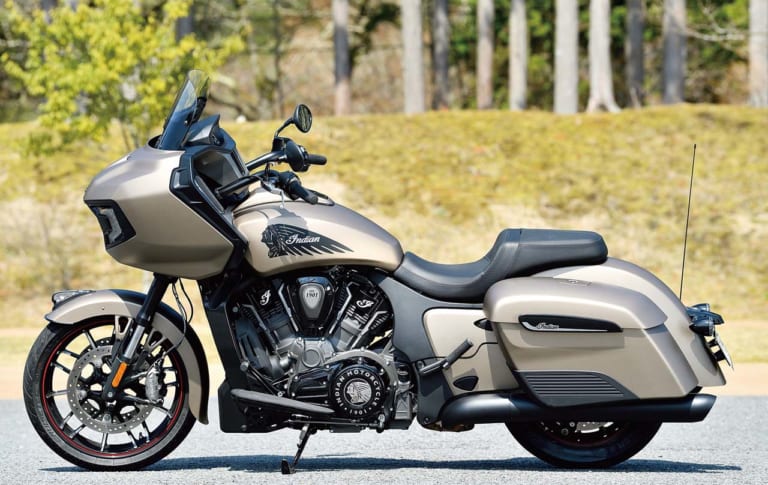 インディアン・チャレンジャー|エキサイティングな走りのハイパフォーマンス・モダンバガー!!【インディアン チャレンジャー試乗レポート】