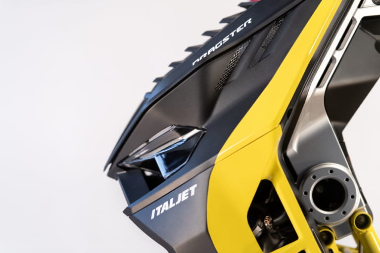 イタルジェット・ドラッグスター|生産開始間近!! イタルジェット「ドラッグスター」のテストライダー&アンバサダーにドヴィツィオーゾが就任!