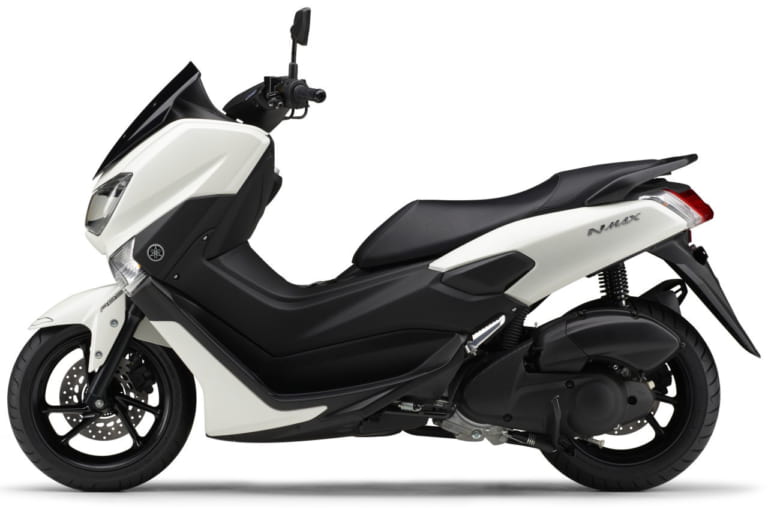 ヤマハの原付二種スクーター「NMAX ABS（125）」に新色のマットブルー