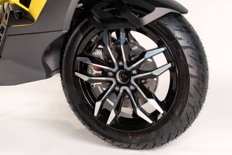 イタルジェット・ドラッグスター|生産開始間近!! イタルジェット「ドラッグスター」のテストライダー&アンバサダーにドヴィツィオーゾが就任!