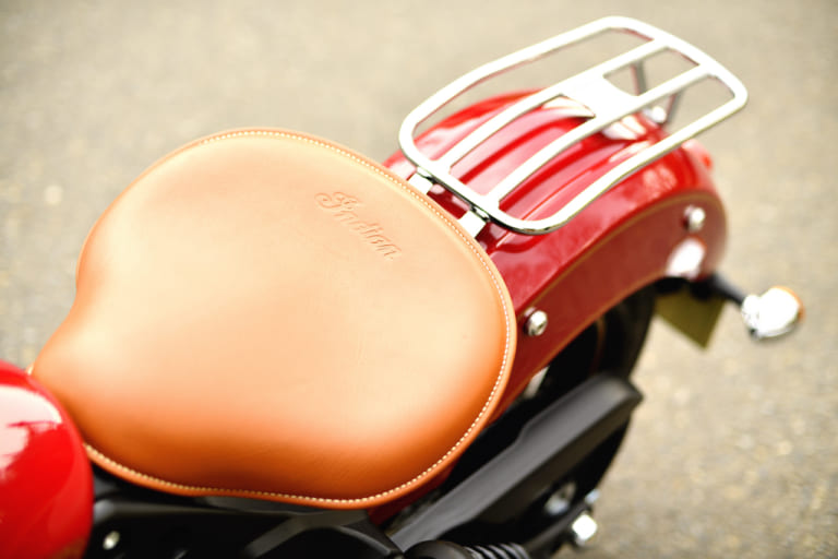 インディアン スカウト|紳士的にゆったりも、アツイ走りもお任せ! 欲張りな要望に応える【INDIAN SCOUT(インディアン スカウト)100thアニバーサリーエディション試乗レポート】