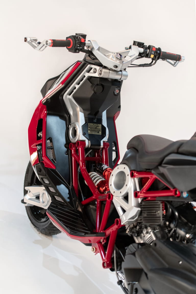 イタルジェット・ドラッグスター|生産開始間近!! イタルジェット「ドラッグスター」のテストライダー&アンバサダーにドヴィツィオーゾが就任!