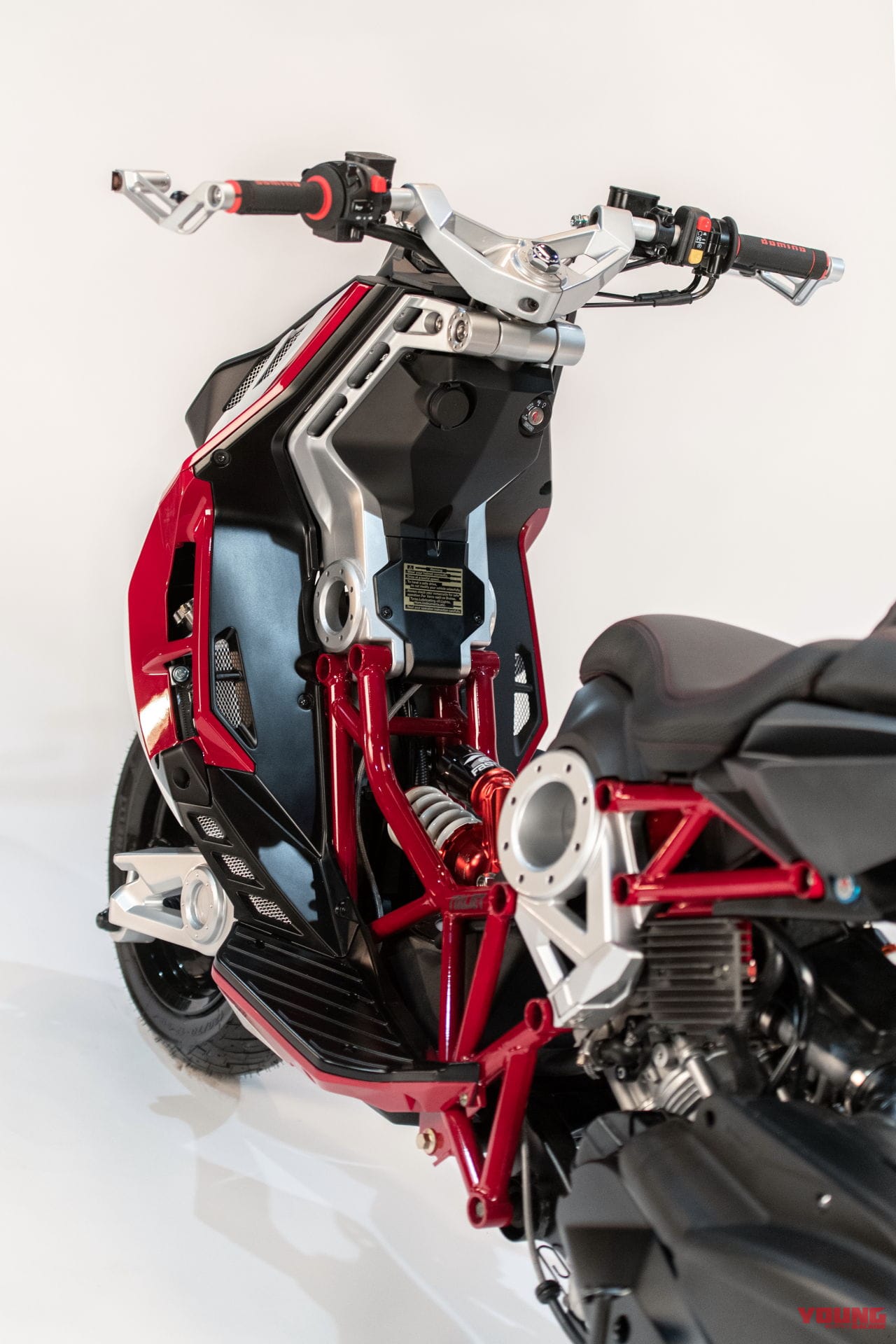 イタルジェット・ドラッグスター|生産開始間近!! イタルジェット「ドラッグスター」のテストライダー&アンバサダーにドヴィツィオーゾが就任!