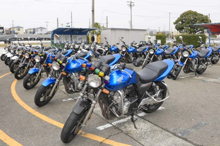 レインボーモータースクール和光|「免許が欲しいっ!」…山�ア竜太郎が本気でライダーの仲間入りを目指します