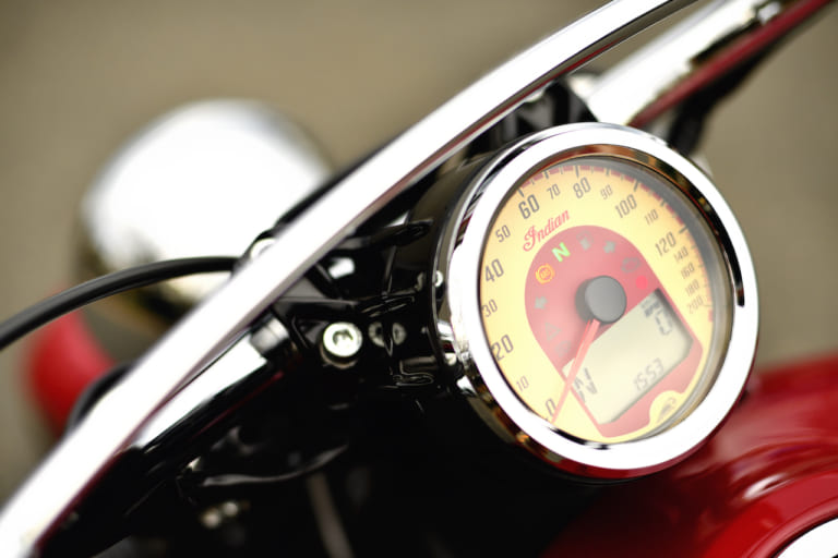 インディアン スカウト|紳士的にゆったりも、アツイ走りもお任せ! 欲張りな要望に応える【INDIAN SCOUT(インディアン スカウト)100thアニバーサリーエディション試乗レポート】