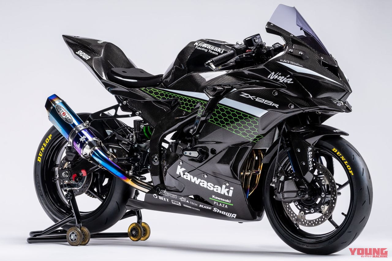 ニンジャzx 25rにドライカーボン外装 ビートのフルエキ装備 レースカスタム車を解説 Webヤングマシン 最新バイク情報 ニンジャzx 25rにドライカーボン外装 ビートのフルエキ装備 レースカスタム車を解説 Webヤングマシン 最新バイク情報