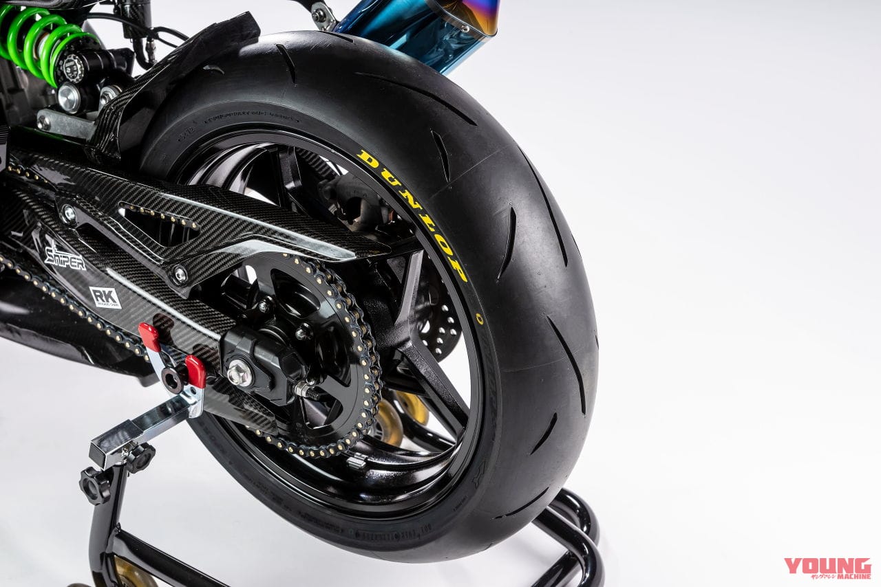 カワサキ・ニンジャZX-25Rレースイメージカスタム|ニンジャZX-25Rにドライカーボン外装/ビートのフルエキ装備! レースカスタム車を解説