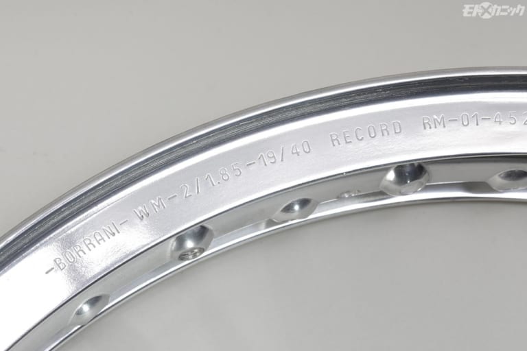 ドゥカティ750純正ボラーニH型アルミリム研磨 by カーベック|輝きが消えたドゥカティ750純正ボラーニH型アルミリムをピカピカに【カーベック研磨】