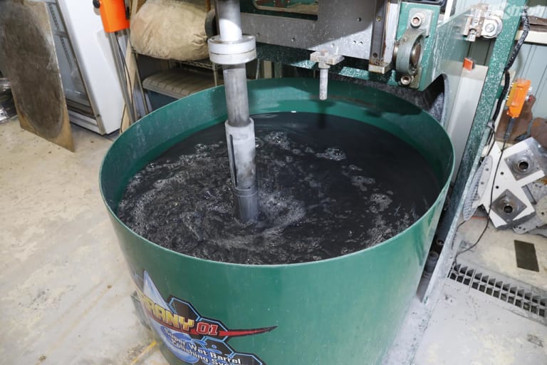 ドゥカティ750純正ボラーニH型アルミリム研磨 by カーベック|輝きが消えたドゥカティ750純正ボラーニH型アルミリムをピカピカに【カーベック研磨】