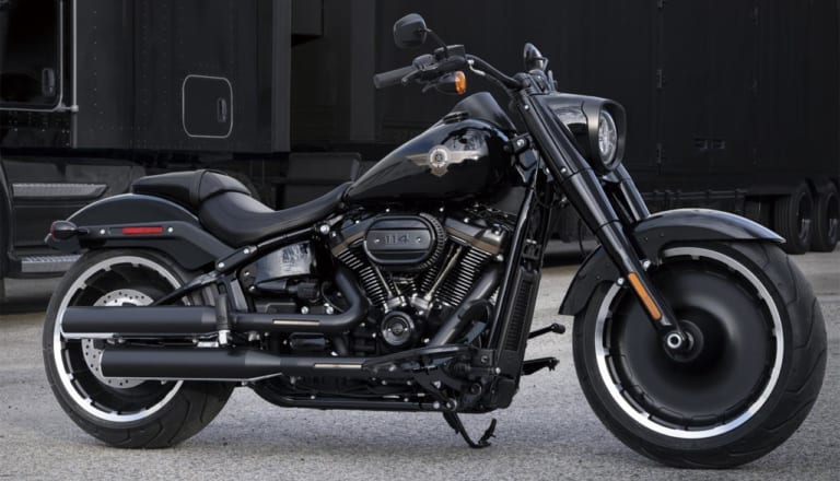 ファットボーイ114/30th アニバーサリー|’20新車バイク総覧〈大型クルーザー|外国車〉ハーレーダビッドソン ソフテイル