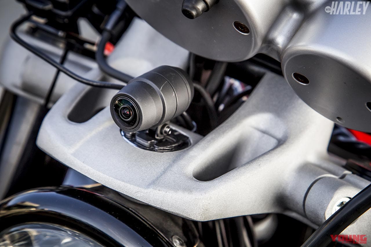 フロントカメラ|バイク専用ドライブレコーダー「EDR-21G」ハーレー装着体験レポート〈後日編〉