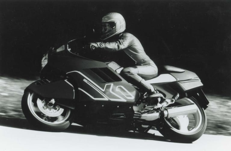 BMW K1|時代を切り拓いた革新のエポックマシン〈世界初〉’88〜’99セレクション×5台