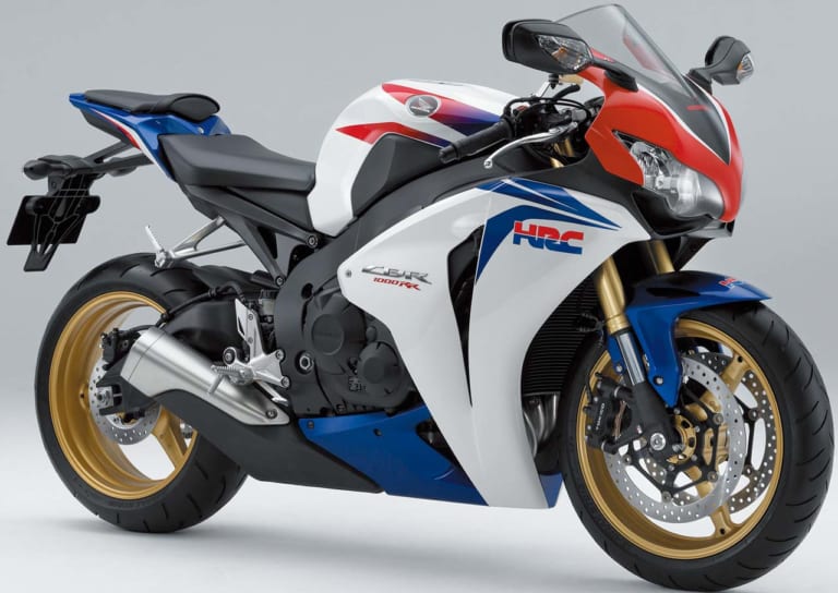 ’09 ホンダCBR1000RR|時代を切り拓いた革新のエポックマシン〈世界初〉’04〜’09セレクション×7台