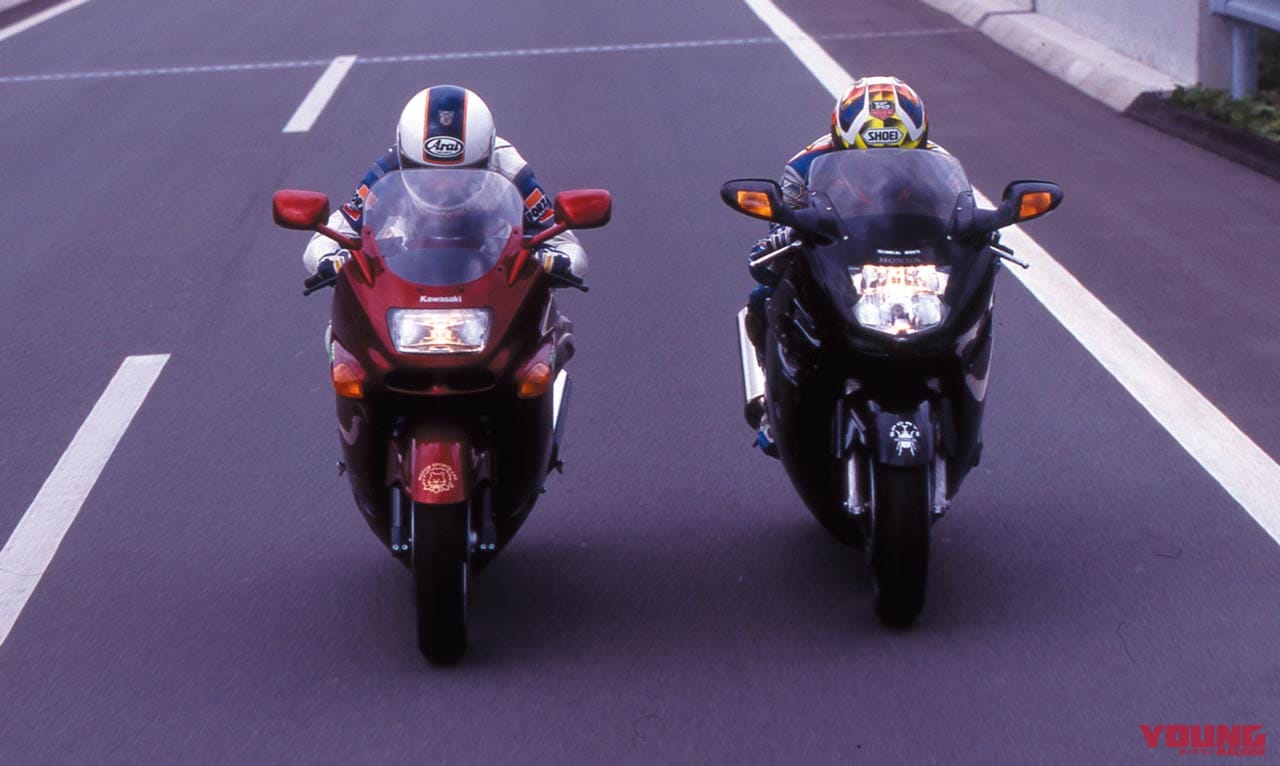 ホンダCBR1100XXスーパーブラックバード|時代を切り拓いた革新のエポックマシン:ホンダCBR1100XXスーパーブラックバード