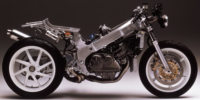 ’87 HONDA VFR750R|時代を切り拓いた革新のエポックマシン:ホンダVFR750R〈世界初・チタンコンロッド〉