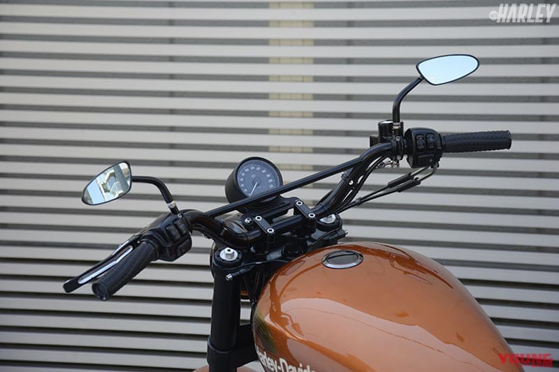 オフロードタイプのハンドルバー|ハーレースポーツスター883スーパーロー カスタムプロジェクト 後編【一国サイクルワークス】