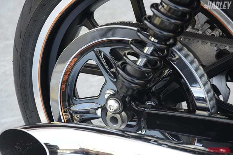 ドライブプーリーはメッキの上に塗装|ハーレースポーツスター883スーパーロー カスタムプロジェクト 後編【一国サイクルワークス】