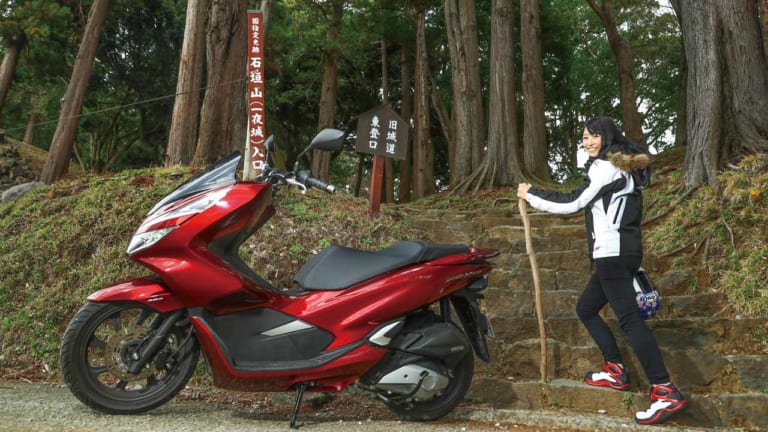 ’18 ホンダPCX150ABS試乗インプレッション【レーシングライダー岡崎静夏】|’18ホンダPCX150ABS試乗インプレッション前編【レーシングライダー岡崎静夏】