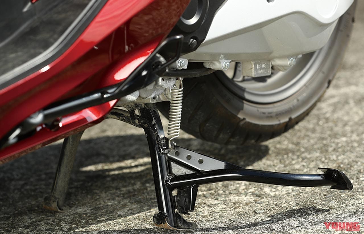 岡崎静夏 ホンダ PCX150ABS|’18ホンダPCX150ABS試乗インプレッション後編【レーシングライダー岡崎静夏】