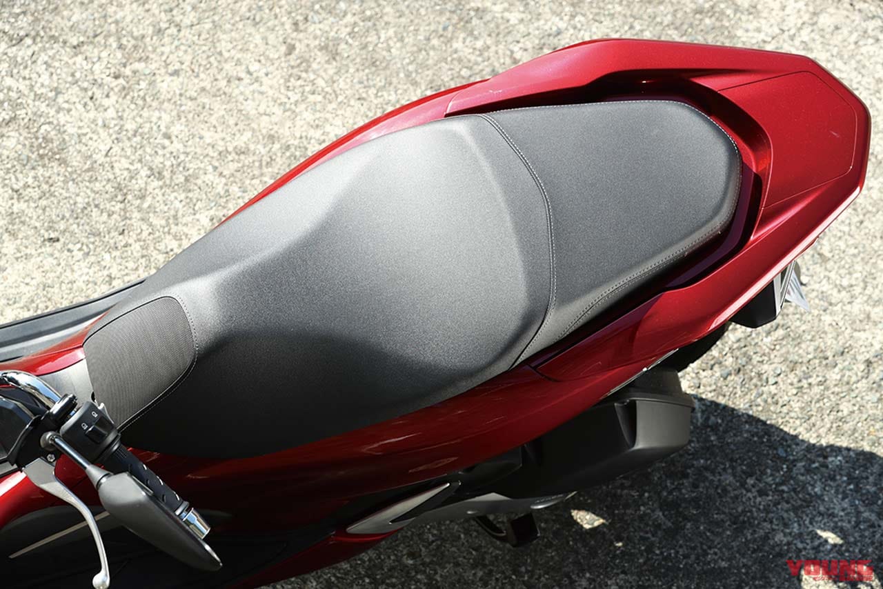 岡崎静夏 ホンダ PCX150ABS|’18ホンダPCX150ABS試乗インプレッション後編【レーシングライダー岡崎静夏】