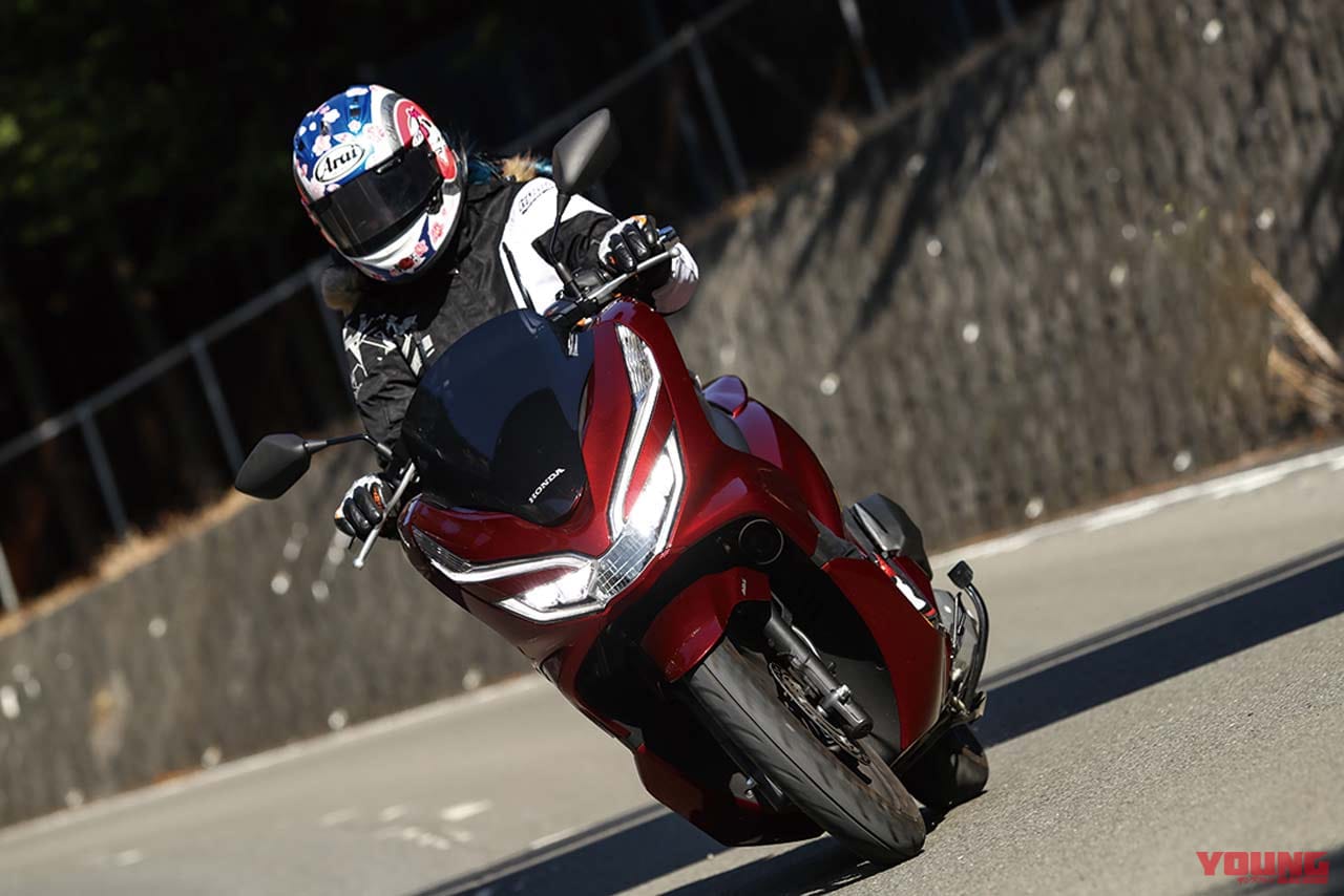 岡崎静夏 ホンダ PCX150ABS|’18ホンダPCX150ABS試乗インプレッション後編【レーシングライダー岡崎静夏】