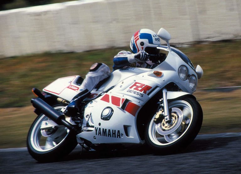 ’87 YAMAHA FZR400R|時代を切り拓いた革新のエポックマシン:ヤマハFZR400R【世界初・EXUP】