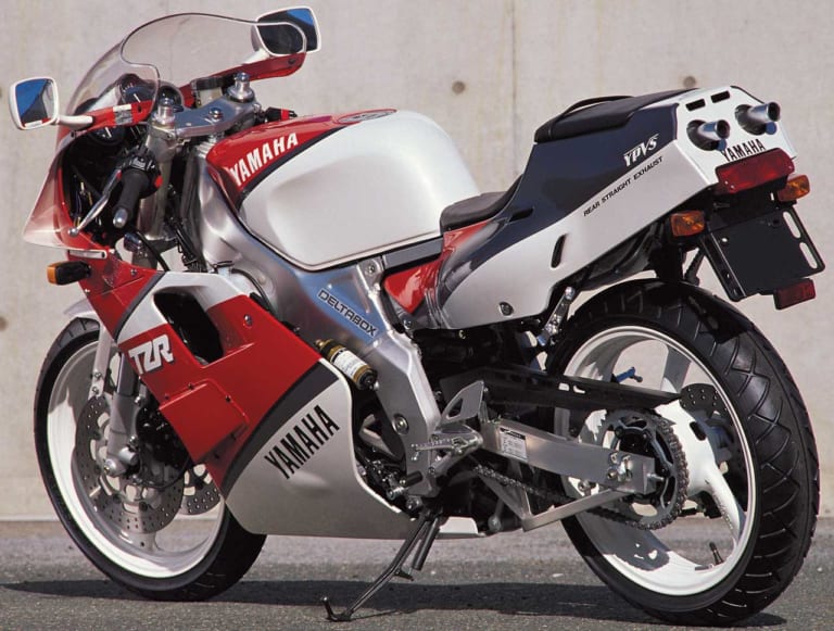 ヤマハTZR250|時代を拓いた革新のエポックマシン:ヤマハTZR250/R【レプリカブームの火付け役】