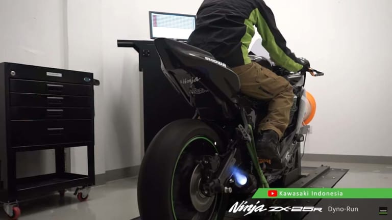 映像・音量注意】ヨシムラ管サウンド全開！ カワサキ「Ninja ZX-25R