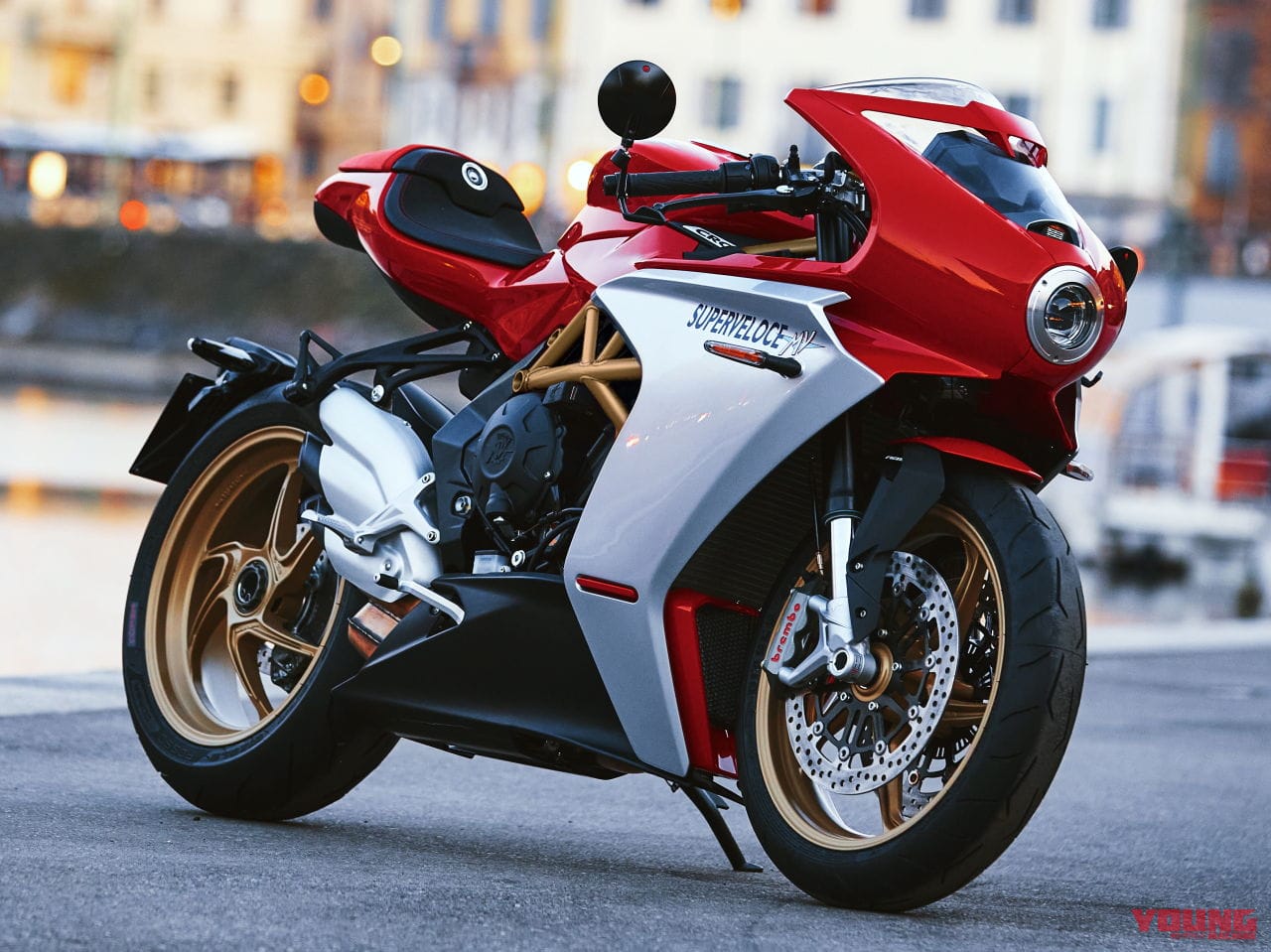 MV AGUSTA SUPERVELOCE 800|MVアグスタ「スーパーベローチェ800」は赤×銀、黒の2本立てで行く! 発売時期は秋頃か