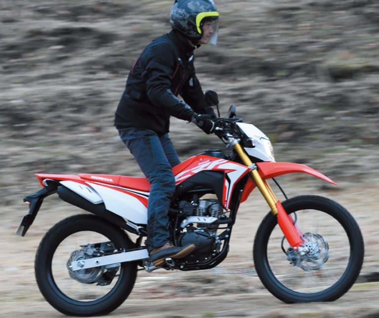 PTアストラホンダ CRF150L|’20新車バイク総覧〈150〜250cc車検レス|外国車〉アジアン輸入車GPX他