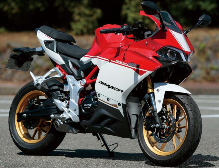 GPX デーモン150GR|’20新車バイク総覧〈150〜250cc車検レス|外国車〉アジアン輸入車GPX他