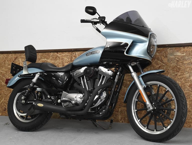 スポーツスター グリーミングワークスカスタム with FXRTレプリカフェアリング|ハーレーカスタムトレンド「クラブスタイル」の注目はFXRTレプリカフェアリング