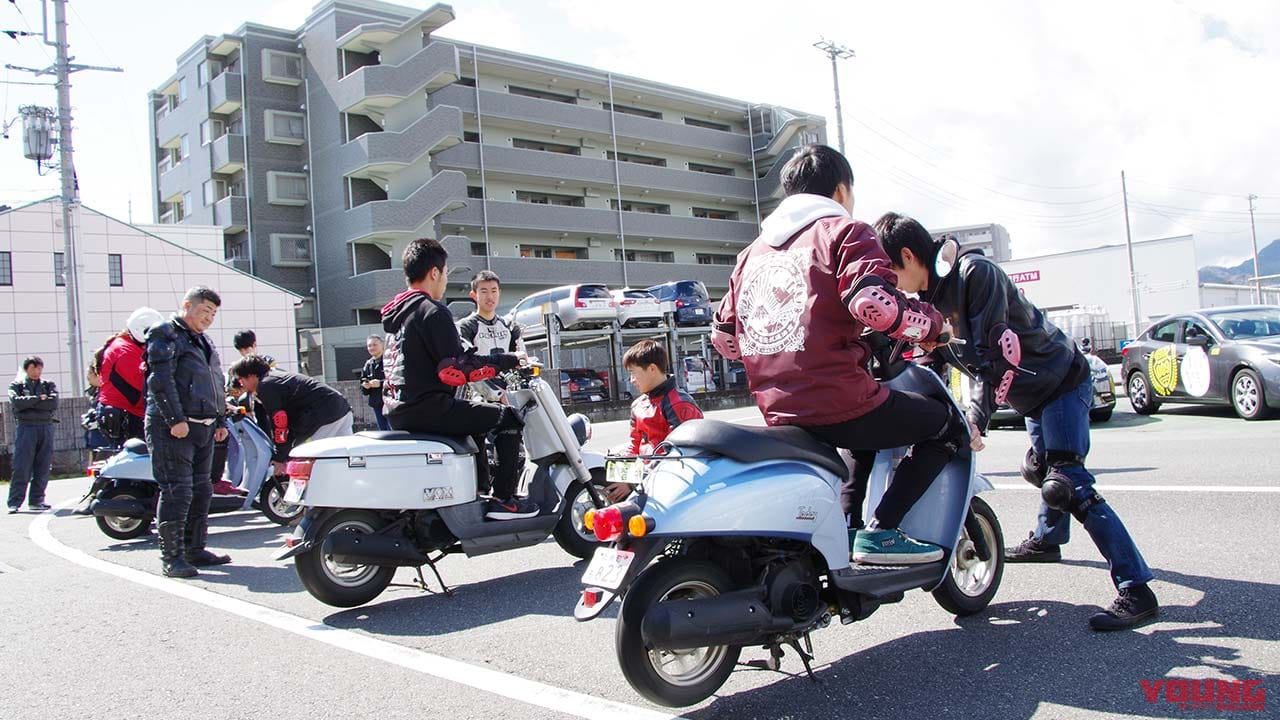 免許のない高校生がバイクを体験 三ない運動が阻んできた体験型学習が実現 Webヤングマシン 最新バイク情報 免許のない高校生がバイクを体験 三ない運動が阻んできた体験型学習が実現 Webヤングマシン 最新バイク情報