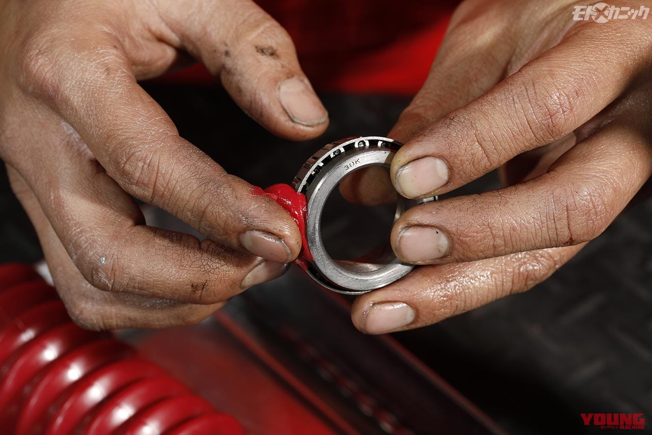 モトジョイ「とことん整備」ステムベアリング|絶版バイク整備の要・”首”と”腰”を中心に徹底チェック【モトジョイ とことん整備】