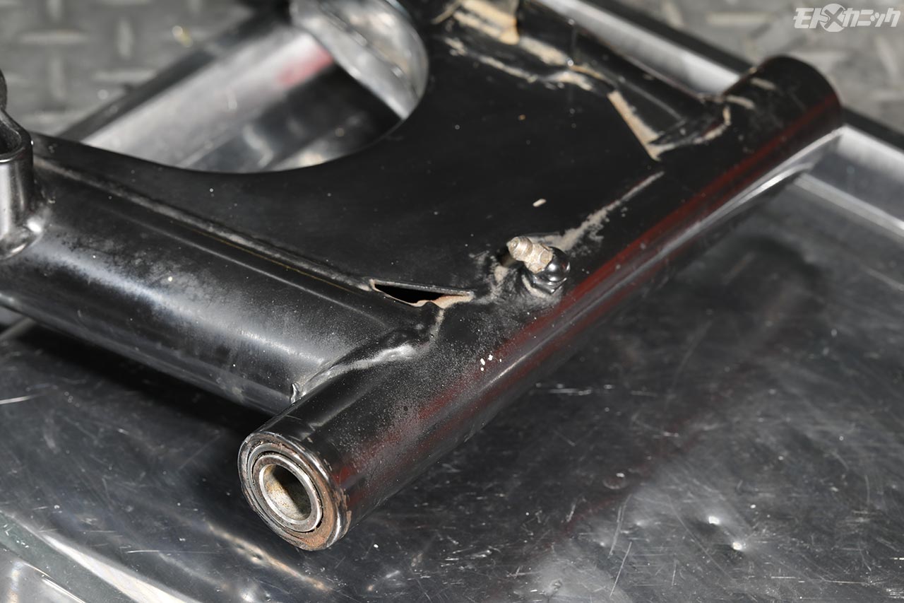 モトジョイ「とことん整備」スイングアームピボット|絶版バイク整備の要・”首”と”腰”を中心に徹底チェック【モトジョイ とことん整備】