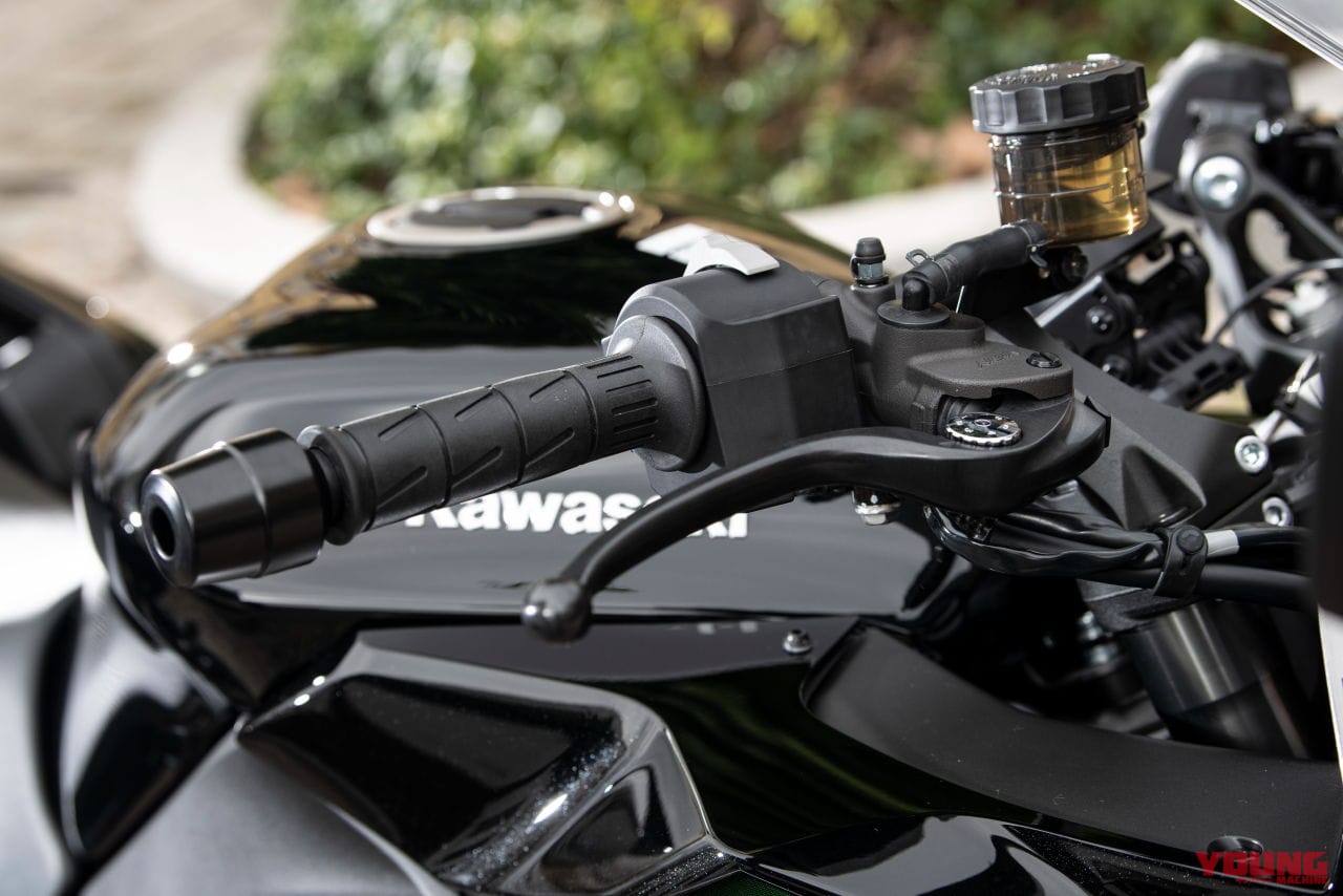 カワサキ ニンジャ1000SX 欧州仕様|いわば快適なスーパーバイク、カワサキ2020年型「ニンジャ1000SX」試乗インプレッション